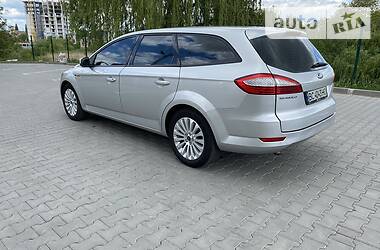 Универсал Ford Mondeo 2010 в Луцке