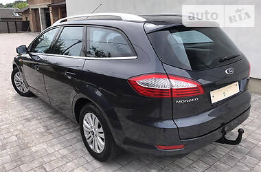 Універсал Ford Mondeo 2010 в 