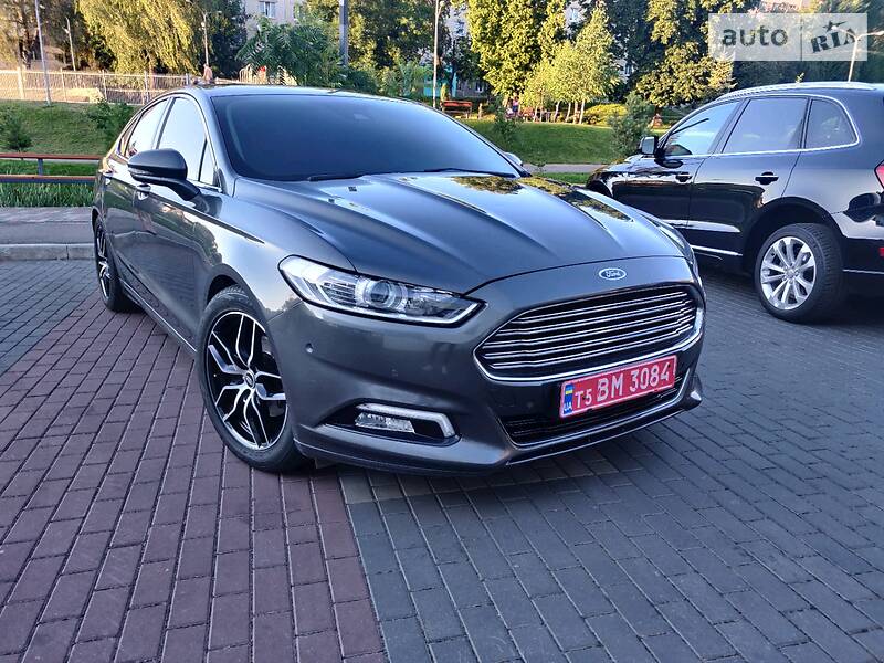 Седан Ford Mondeo 2016 в Киеве