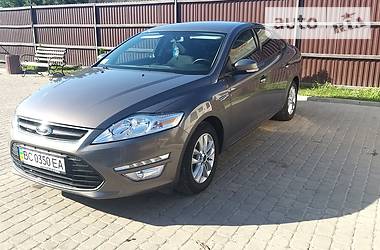 Седан Ford Mondeo 2012 в Сокале