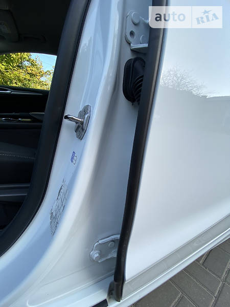 Лифтбек Ford Mondeo 2017 в Черновцах фото 40 Лифтбек Ford Mondeo 2017 в Черновцах