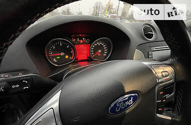 Универсал Ford Mondeo 2012 в Ровно