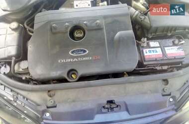 Универсал Ford Mondeo 2001 в Ужгороде