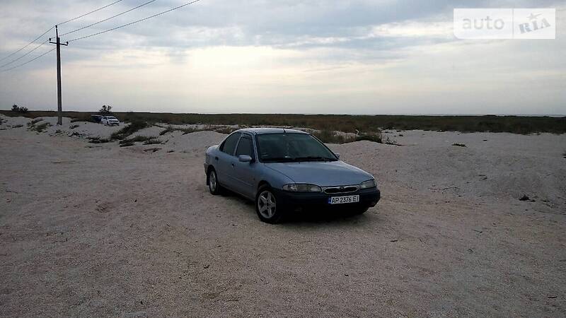 Седан Ford Mondeo 1995 в Мелитополе