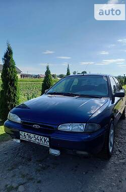 Седан Ford Mondeo 1993 в Коломые