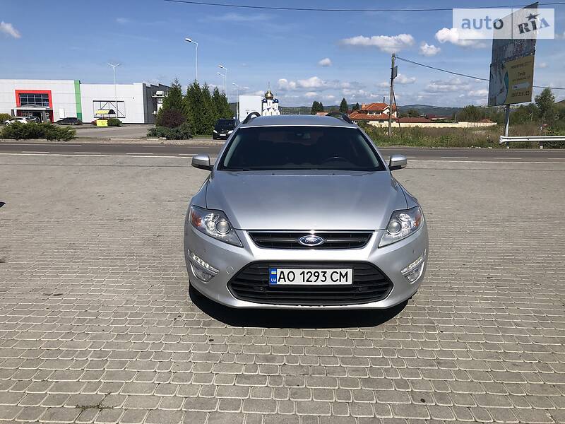 Универсал Ford Mondeo 2012 в Тячеве