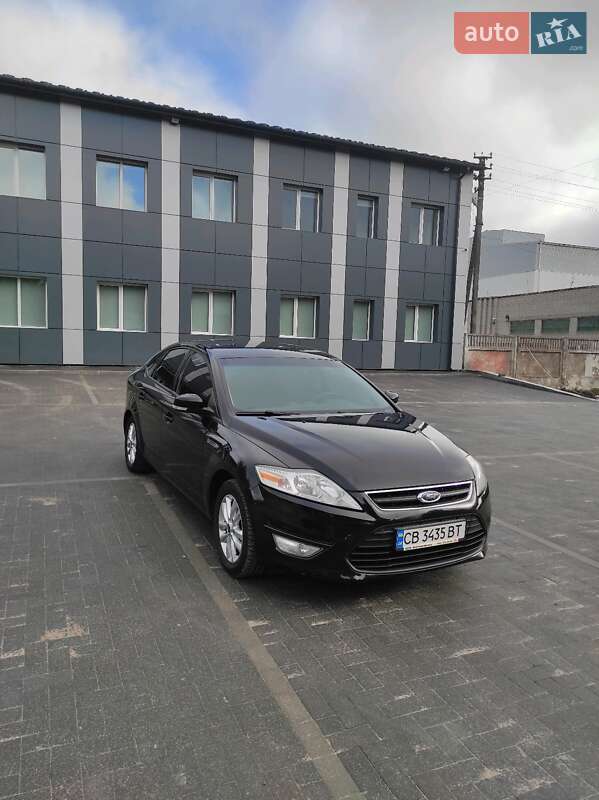 Лифтбек Ford Mondeo 2011 в Чернигове