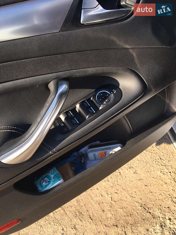 Универсал Ford Mondeo 2011 в Новом Роздоле