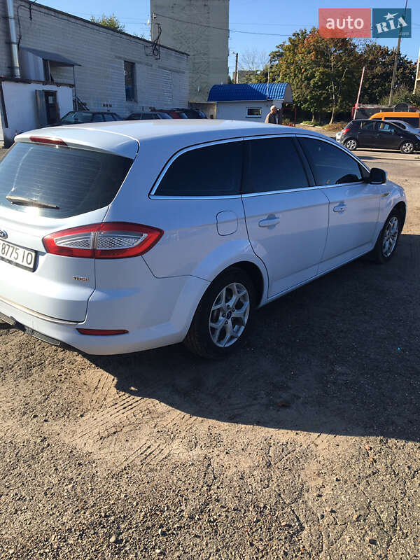 Универсал Ford Mondeo 2011 в Новом Роздоле