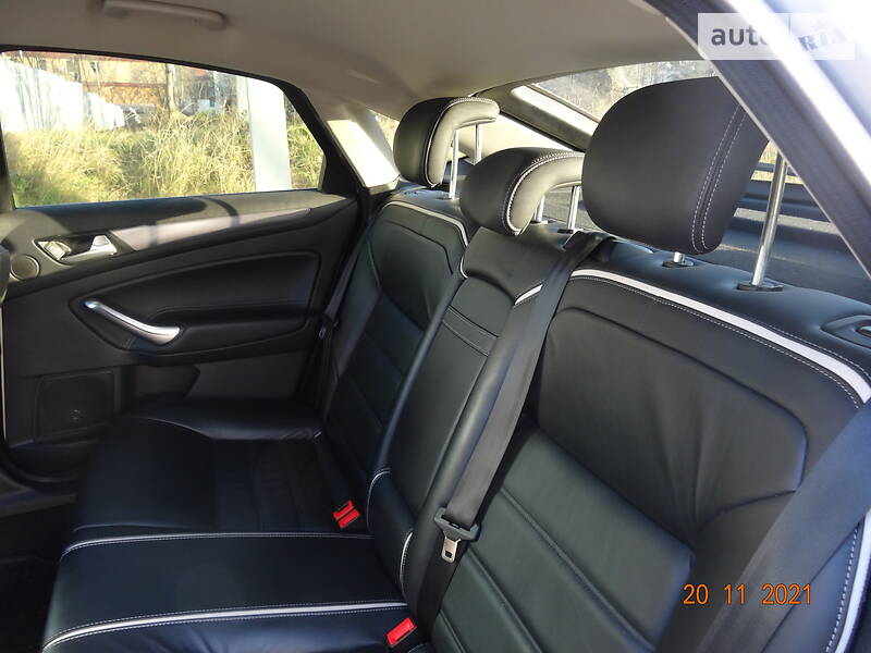 Хетчбек Ford Mondeo 2010 в Львові