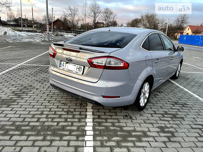 Седан Ford Mondeo 2014 в Коломые