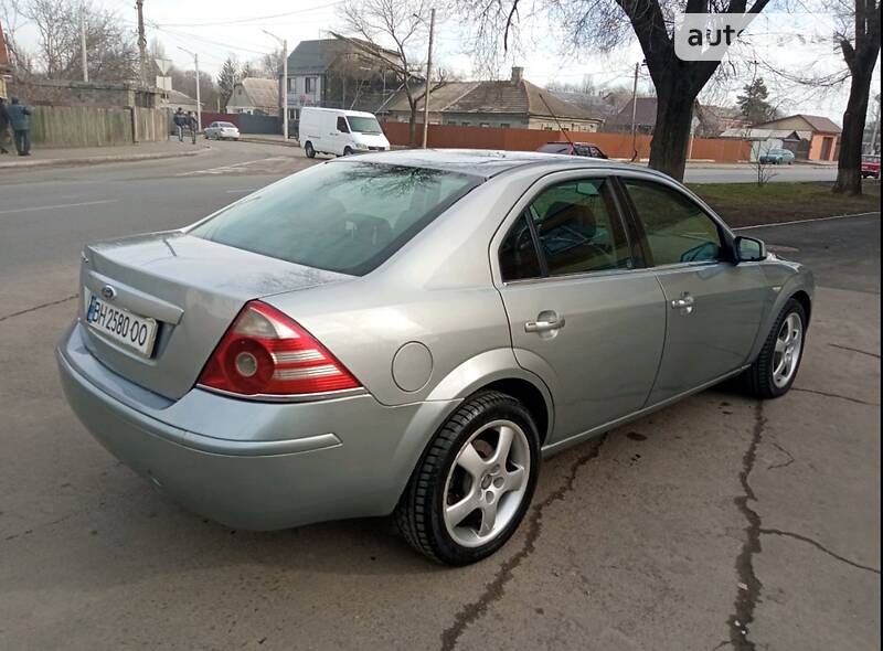 Седан Ford Mondeo 2005 в Измаиле