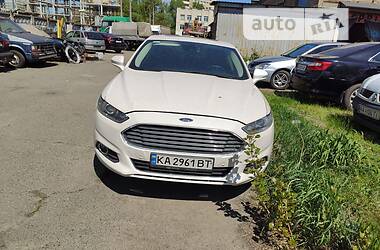 Седан Ford Mondeo 2015 в Киеве