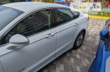 Седан Ford Mondeo 2018 в 