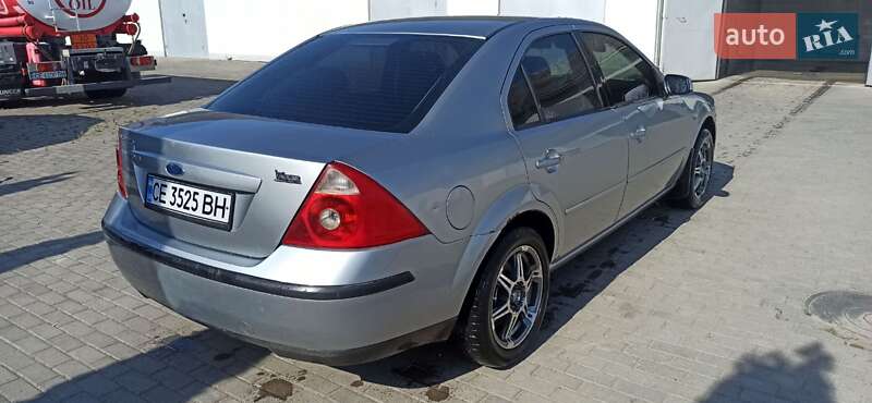 Седан Ford Mondeo 2003 в Черновцах