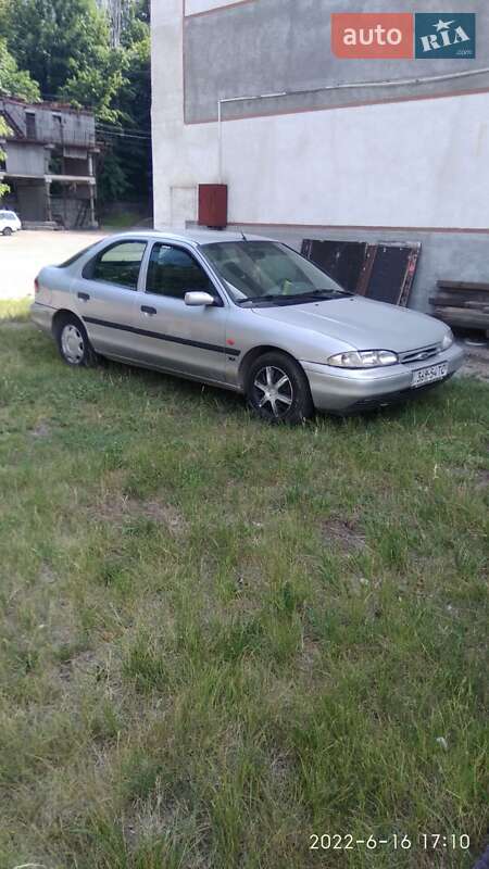 Хетчбек Ford Mondeo 1994 в Львові
