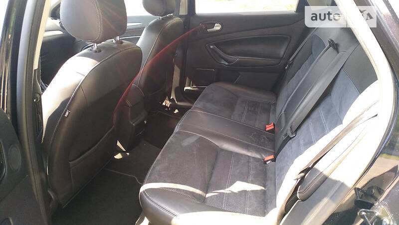 Седан Ford Mondeo 2010 в Киеве