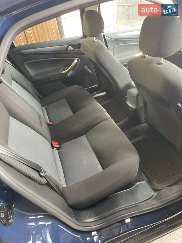 Седан Ford Mondeo 2012 в Білій Церкві