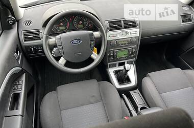 Лифтбек Ford Mondeo 2004 в Киеве