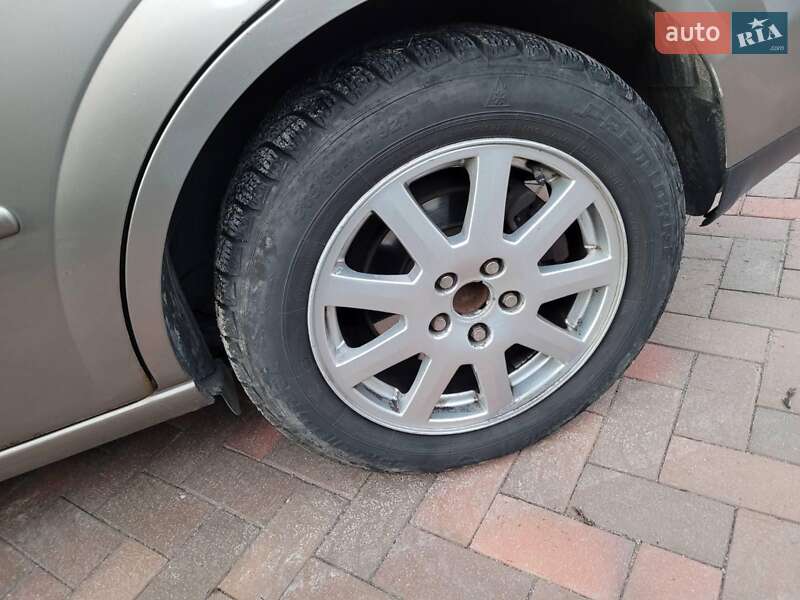 Лифтбек Ford Mondeo 2001 в Виннице