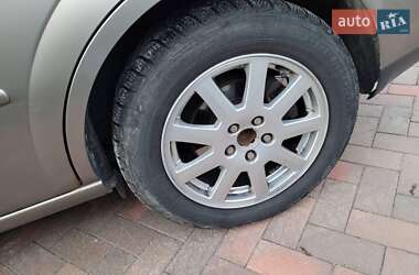 Лифтбек Ford Mondeo 2001 в 