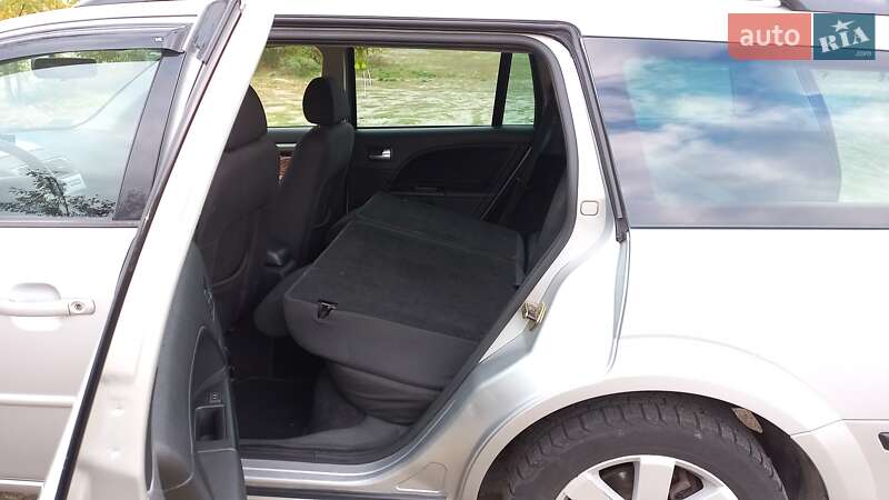 Універсал Ford Mondeo 2004 в Черкасах