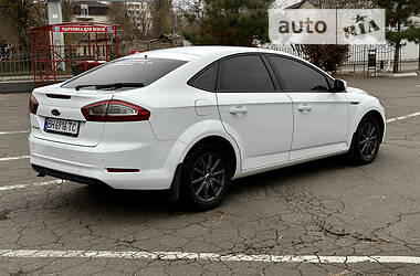 Лифтбек Ford Mondeo 2013 в Николаеве