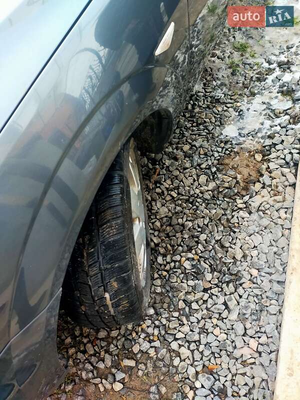 Хэтчбек Ford Mondeo 2005 в Львове