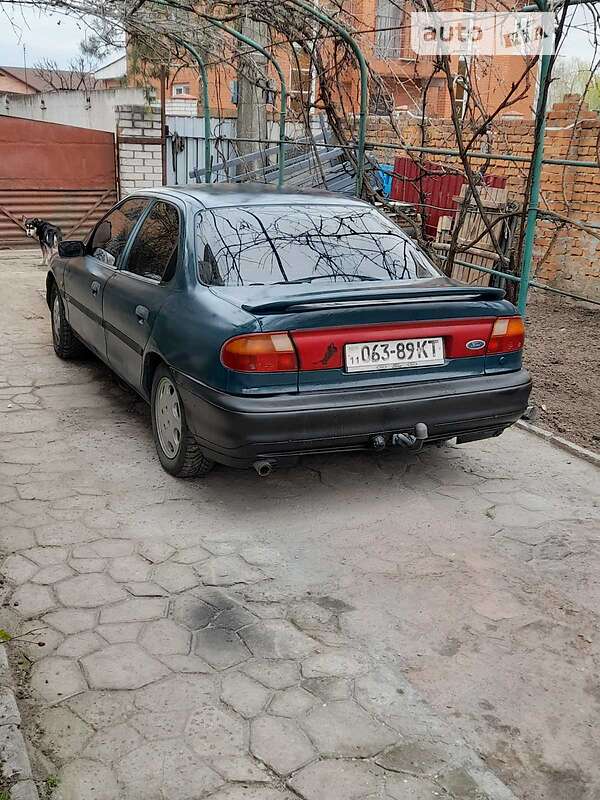Седан Ford Mondeo 1993 в Києві