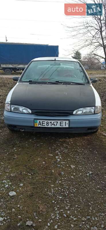 Седан Ford Mondeo 1994 в Днепре