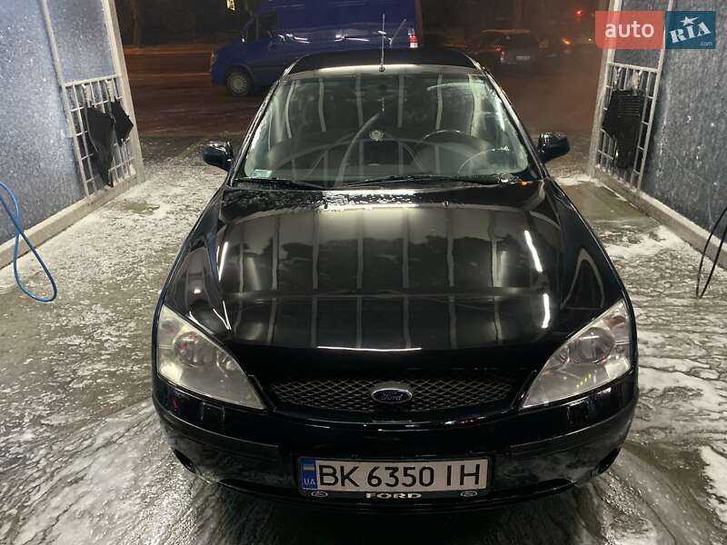 Седан Ford Mondeo 2002 в Ровно