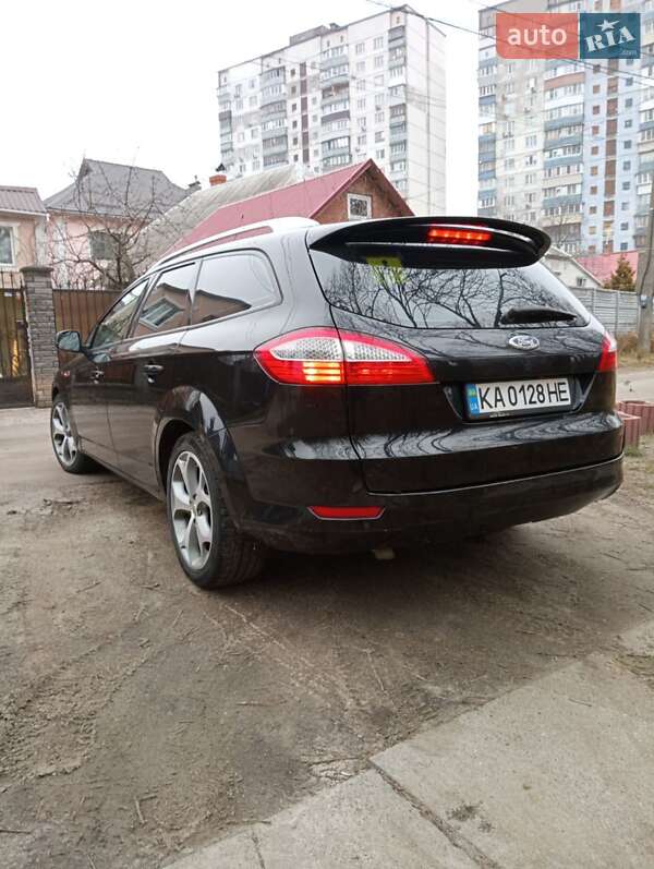 Универсал Ford Mondeo 2010 в Киеве