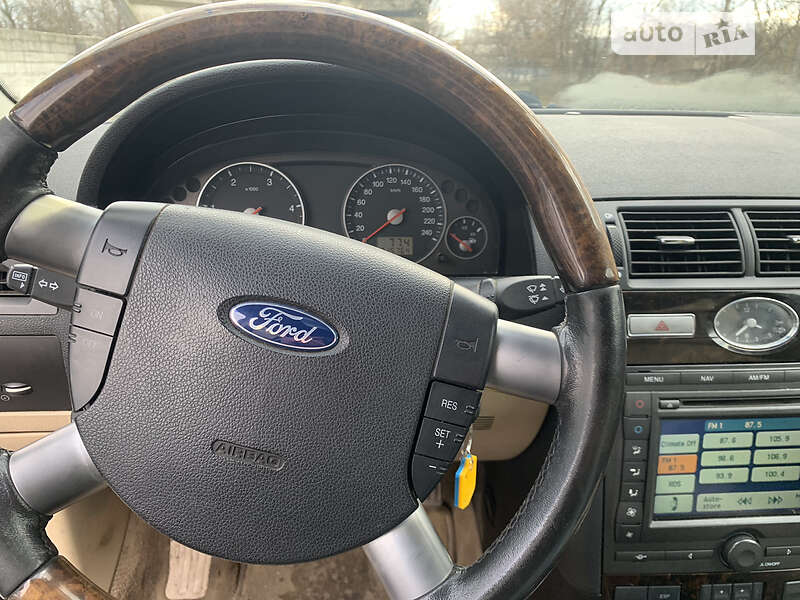 Універсал Ford Mondeo 2005 в Ізяславі