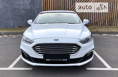 Лифтбек Ford Mondeo 2020 в 