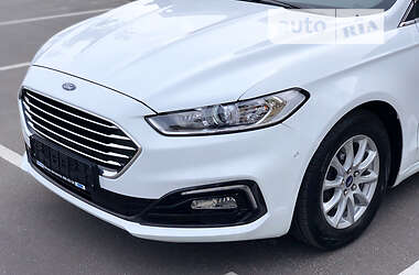 Лифтбек Ford Mondeo 2020 в 