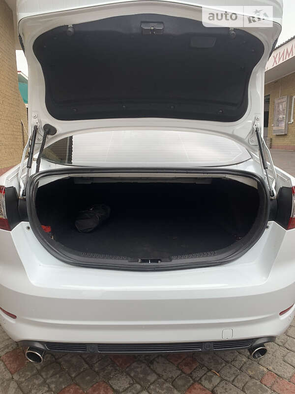 Седан Ford Mondeo 2011 в Днепре