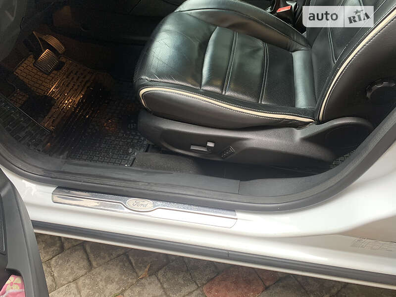 Седан Ford Mondeo 2011 в Днепре