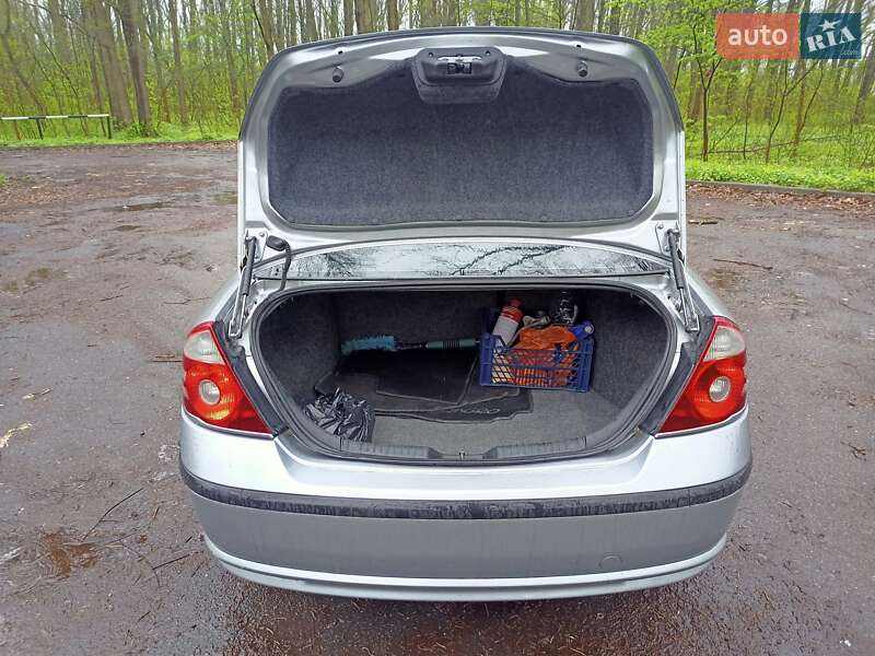 Седан Ford Mondeo 2006 в Полтаве