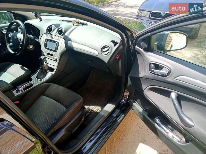 Универсал Ford Mondeo 2010 в Киеве