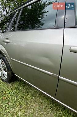 Универсал Ford Mondeo 2003 в 