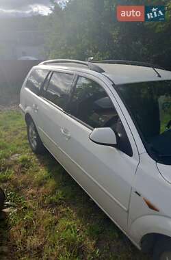Універсал Ford Mondeo 2001 в Сваляві