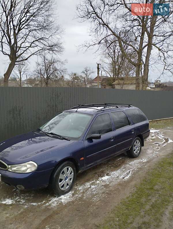 Універсал Ford Mondeo 1998 в Шумську