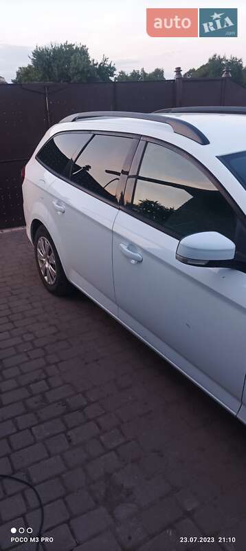 Универсал Ford Mondeo 2012 в Иваничах