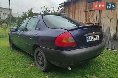 Лифтбек Ford Mondeo 1996 в Надворной