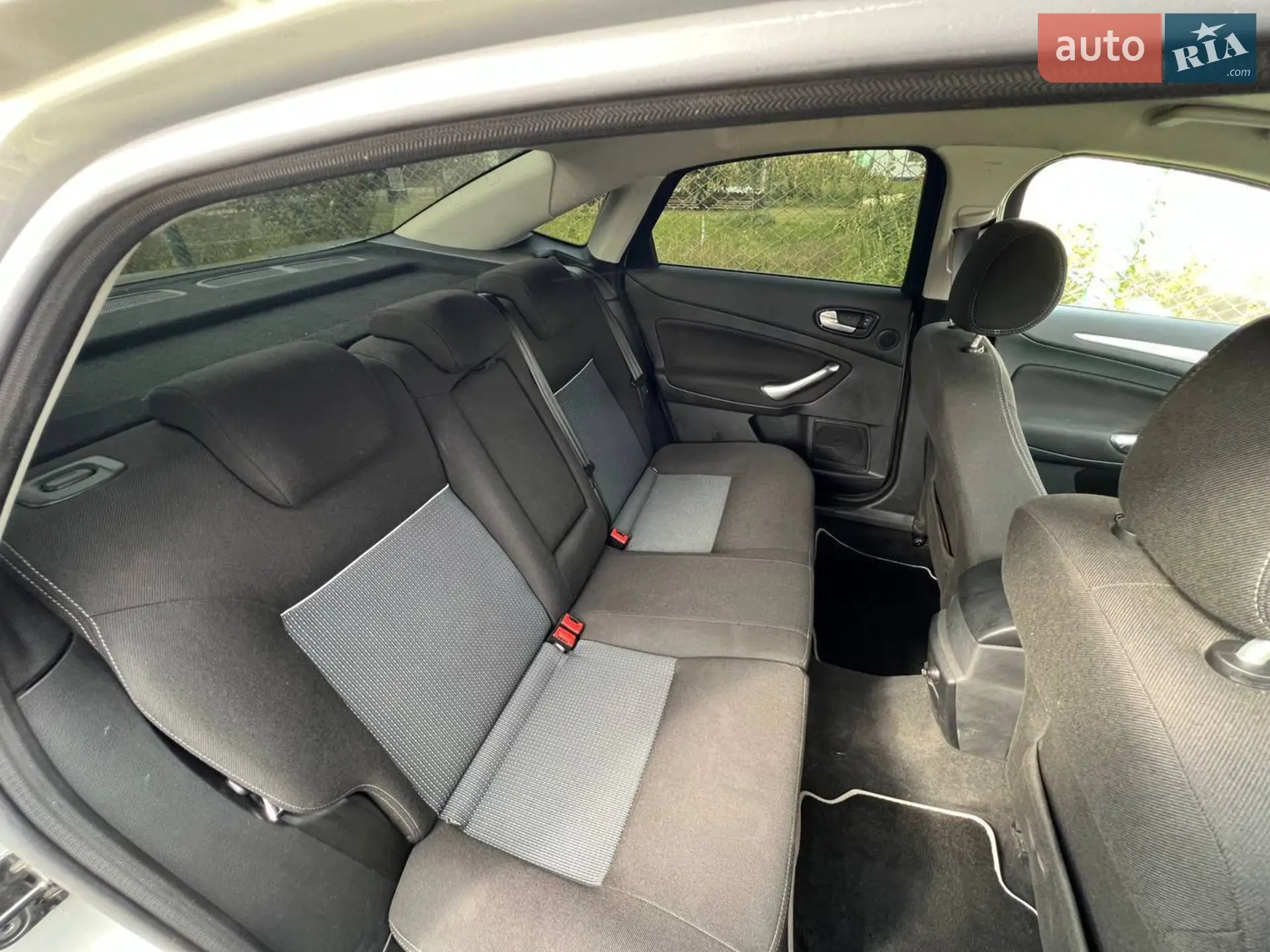 2010 Ford Mondeo - мініатюра 11