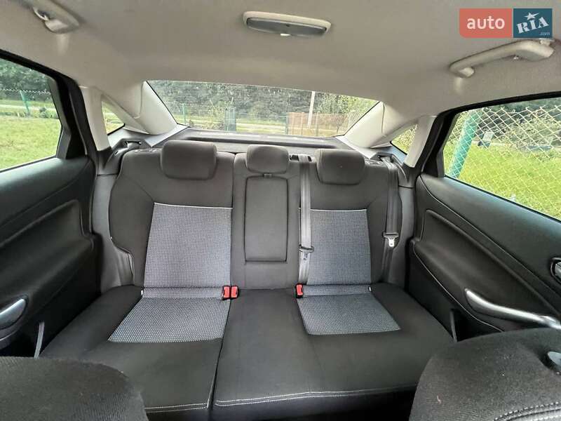 Седан Ford Mondeo 2010 в Львові фото 15 Седан Ford Mondeo 2010 в Львові