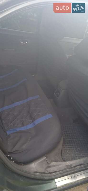 Седан Ford Mondeo 1998 в Новом Роздоле