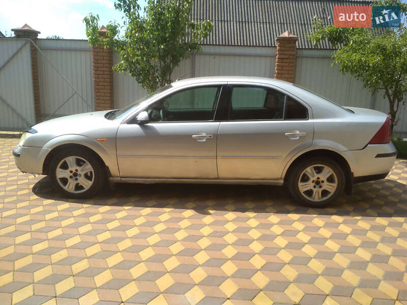 Седан Ford Mondeo 2001 в Броварах