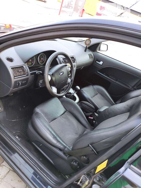 Универсал Ford Mondeo 2003 в Шепетовке
