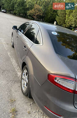 Седан Ford Mondeo 2011 в Запорожье